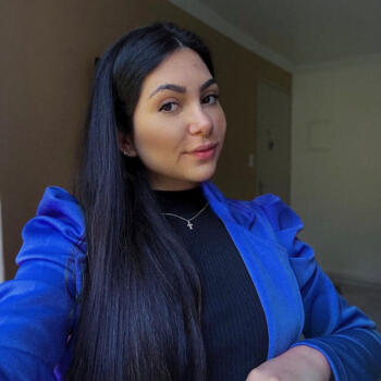 Babysitter São José dos Campos: Thaiene