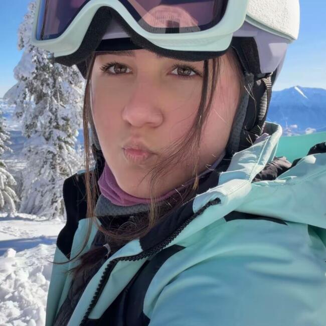 Bonă în Brașov: Catinca