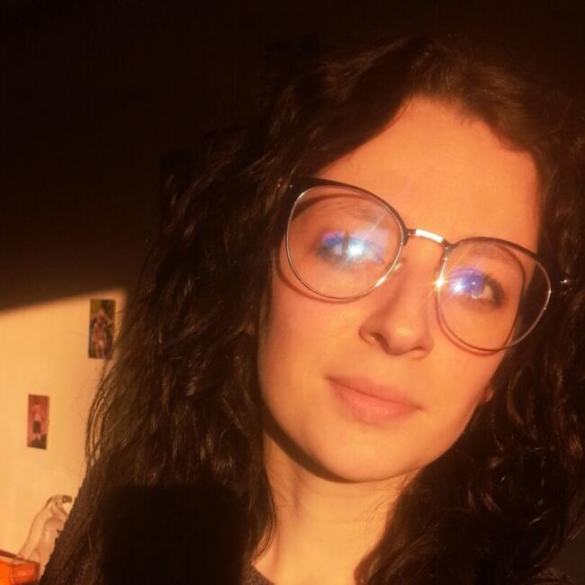 Babysitter in Manage: Loredana