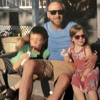 Babysitting job in Hamilton: babysitting job Curtis