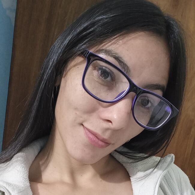 Niñera en Luque: Talia Belén