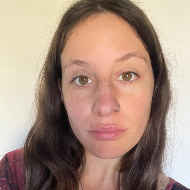 Niñera en San Isidro: Vicky