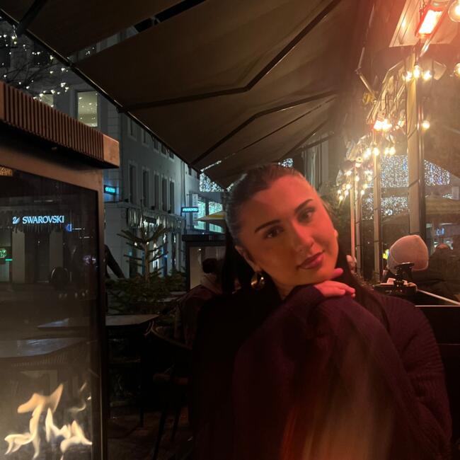 Babysitter in Differdange: Sejla