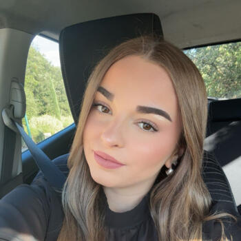 Baby-sitter Ribaute-les-Tavernes: Lena