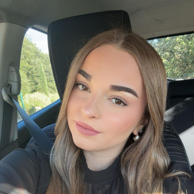 Babysitter in Ribaute-les-Tavernes: Lena