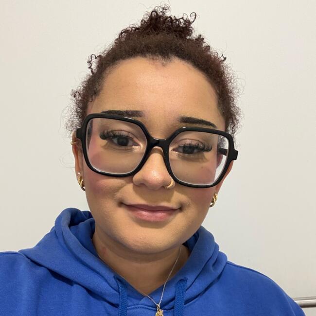 Babysitter in Grenoble: Ninon