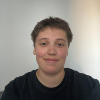 Babysitter in Asnières-sur-Seine: Camille