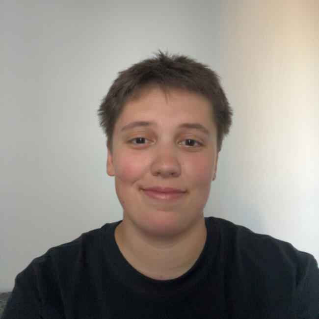 Babysitter in Asnières-sur-Seine: Camille