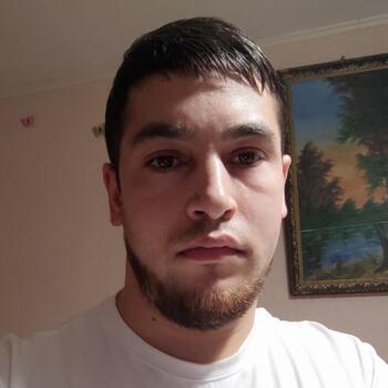 Job de babysitting în Chișinău: job de babysitting Serghei