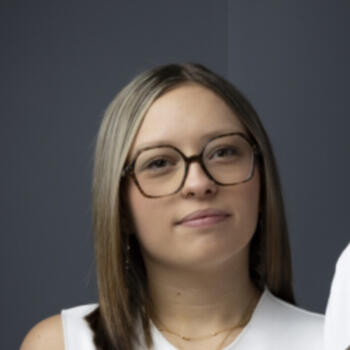 Babysitter in Fleury-sur-Orne: Louann