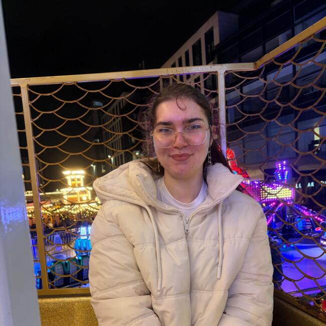 Babysitter in Aberdeen: Alannah