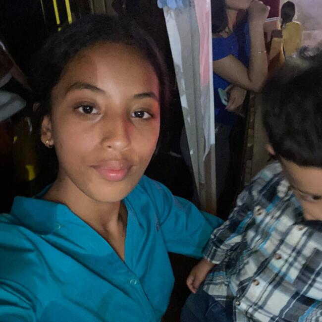 Babysitter in Los Algarrobos: Kayra