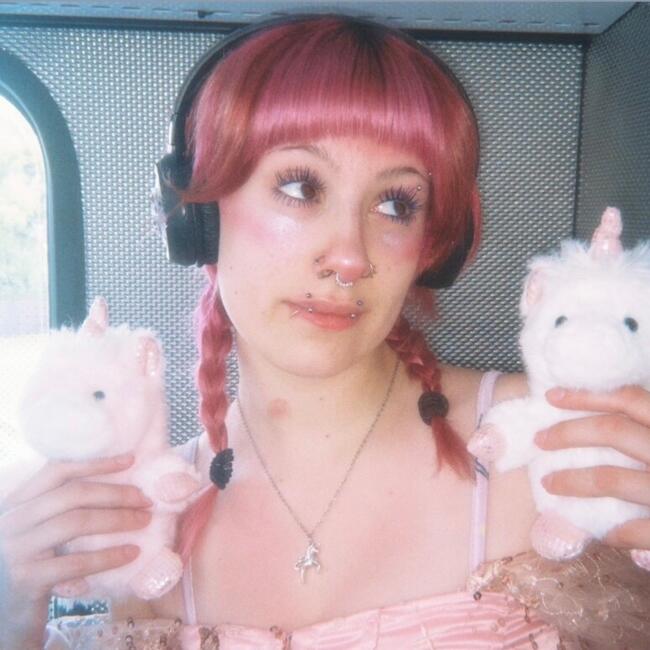 Babysitter in Hobart: Evie Rose Irving