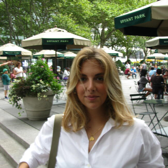 Babysitter in Cascais: Mariana Sobreiro