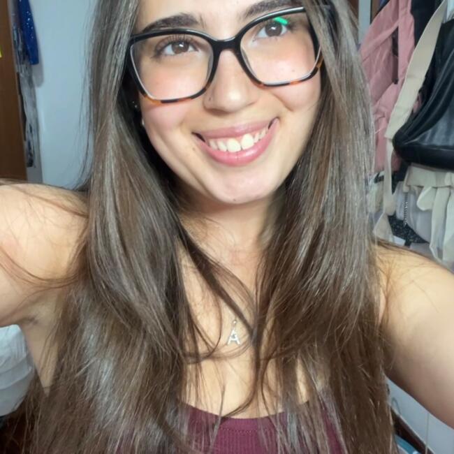 Babysitter in Vigo: Ainara