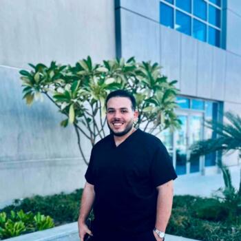 وظيفة جليسة أطفال في القاهرة: وظيفة جليسة أطفال Ahmadullah