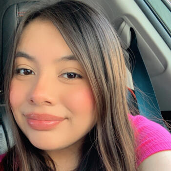 Babysitter Los Angeles: Perla Moreno Cardenas