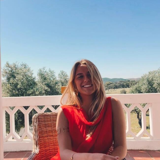 Babysitter em Cascais: Luisa