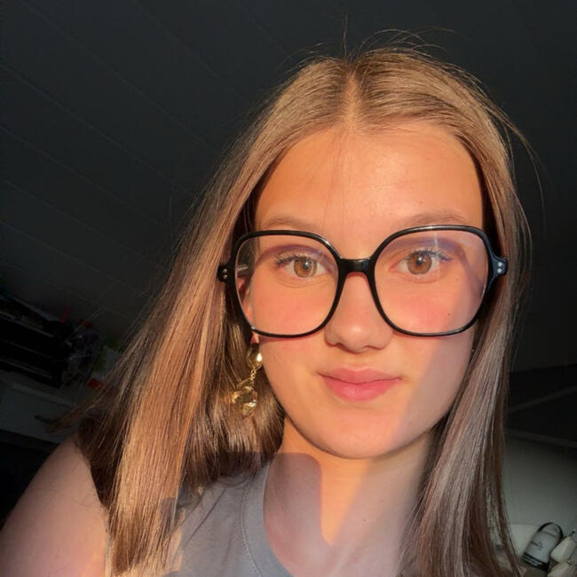 Babysitter in Beire-le-Fort: Emma