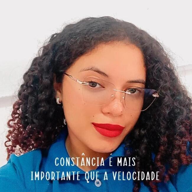 Babysitter in São Luís: Sarah