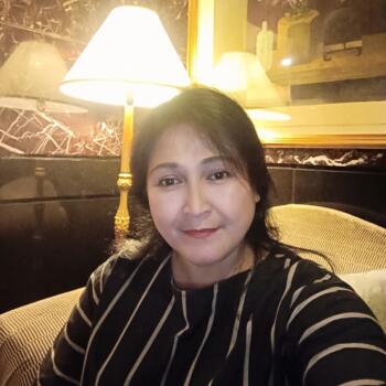 Nanny in Bekasi: Anna