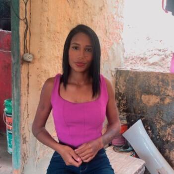 Babysitter in Juatuba: Patrícia