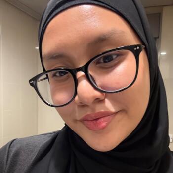 Babysitter Singapore Island: Ardini