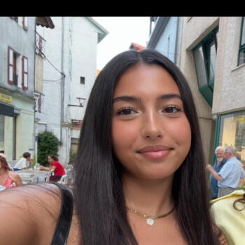 Babysitter in Villeurbanne: Manel