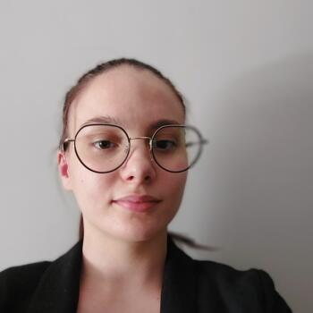 Babysitter in Verdun-sur-Meuse: Naëla