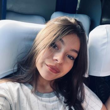 Babysitter in Pinhais: Yasmim