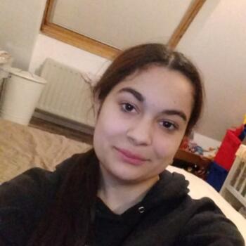 Babysitter in Bornem: Leyla