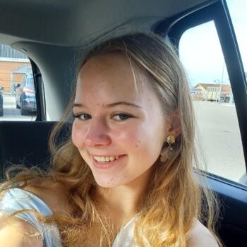 Babysitter in Holbæk: Sally
