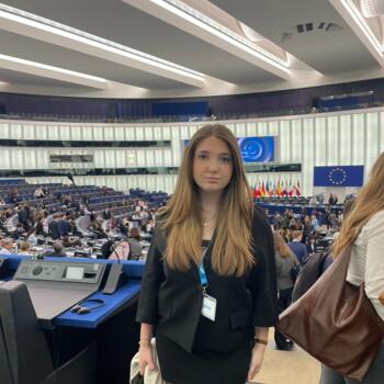 Babysitter in Sandweiler: Léa