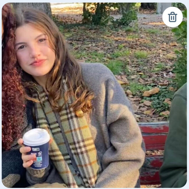 Babysitter in Rome: Viola