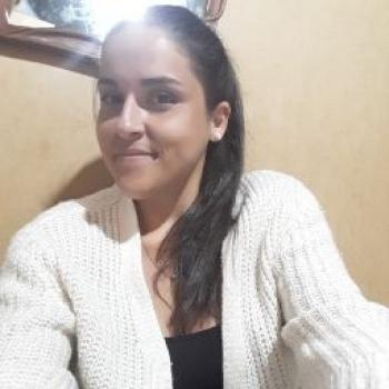 Babysitter in Solymar: Adriana