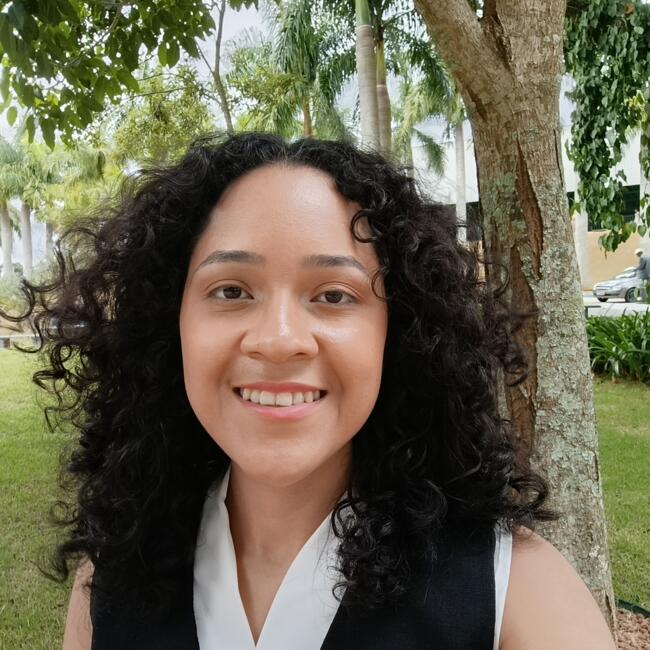 Babá em São Paulo: Micaella Santos