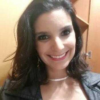 Babysitter in Juiz de Fora: Carolayne