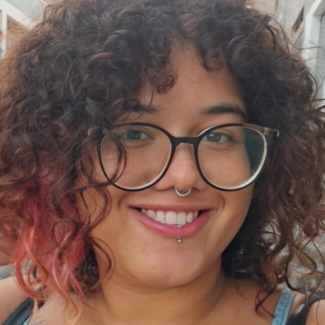 Babysitter in Louveira: Vitória