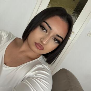 Babysitter in Beringen: Ayshan