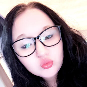 Babysitter in Rock Falls: Olivia