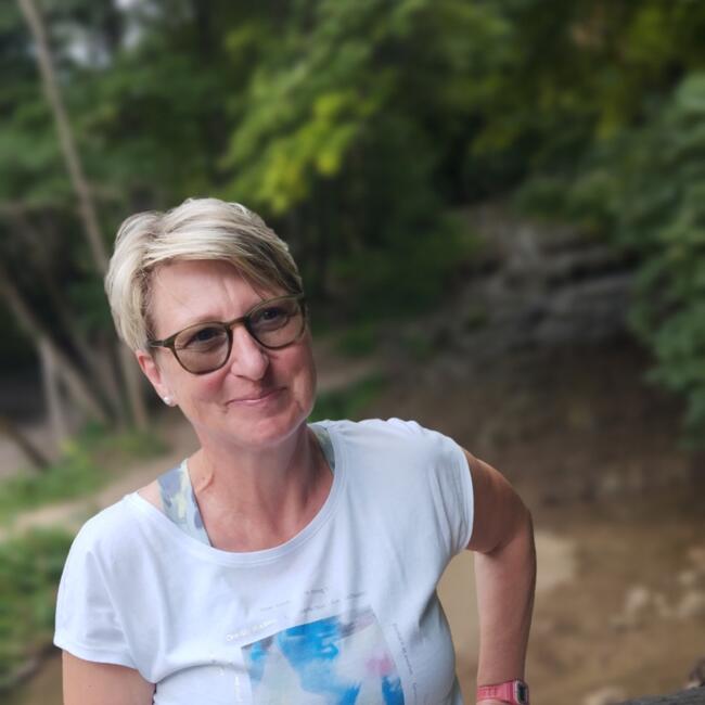 Bébiszitter Szeged területén: Katalin