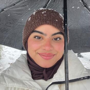 Babysitter in Tanger: Farah