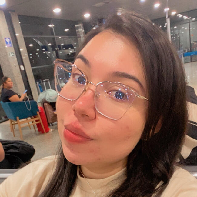 Babysitting job in Campos do Jordão: Ivyna