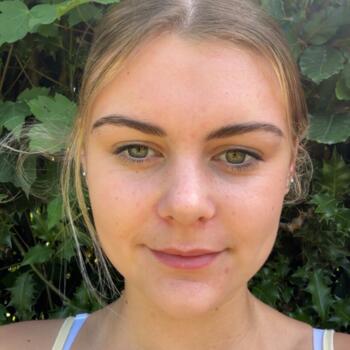Babysitter in Horsham: Scarlett