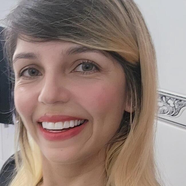 Babysitting job in São Paulo: Bruna