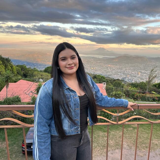 Babysitter in San Salvador: Susan