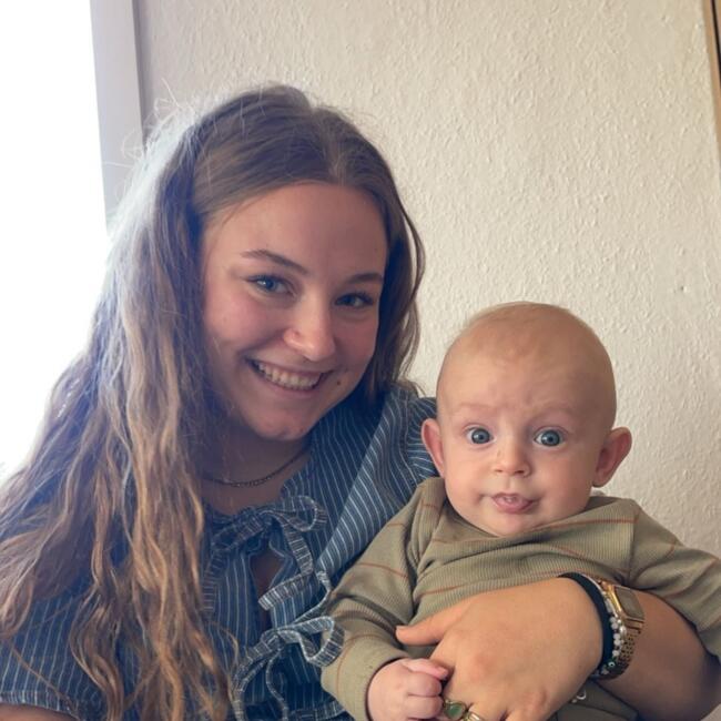 Babysitter in Berlin: Elli