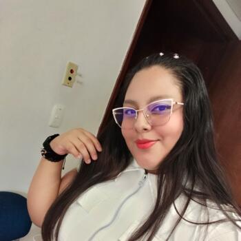 Babysitter in Santiago de Cali: Yamileth