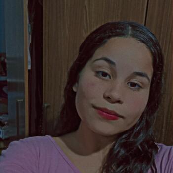 Babysitter in Porto Feliz: Emilyn