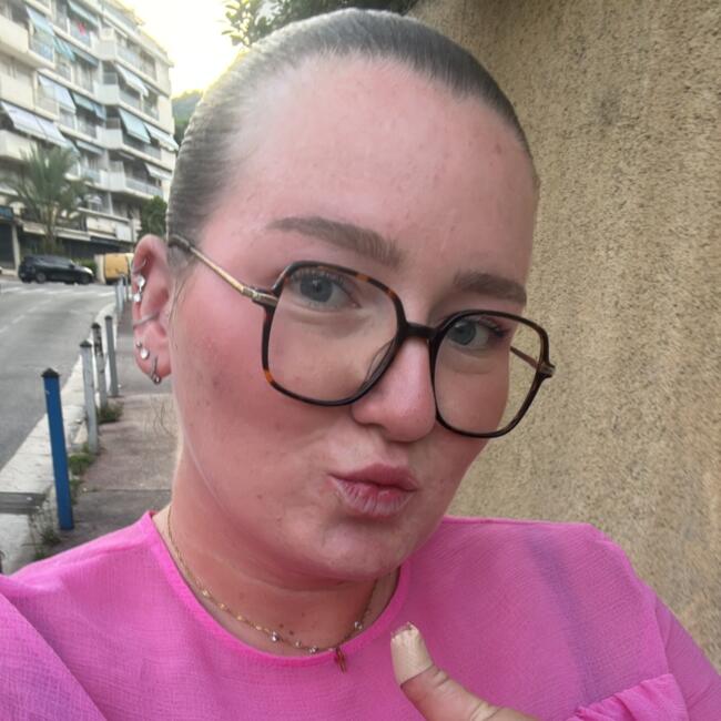 Babysitter in Bagneux: Gwen